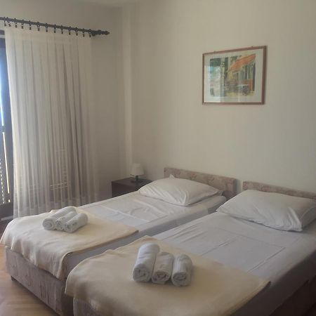Studio Apartmani Topic Omiš Extérieur photo